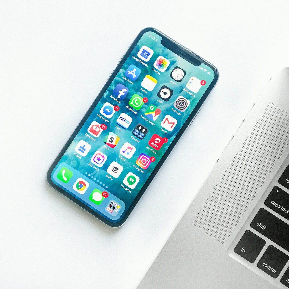 中欧体育 APP 赛程与赛事列表界面示意